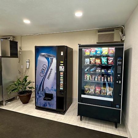 Royal Inn And Suites Charlotte Airport Kültér fotó