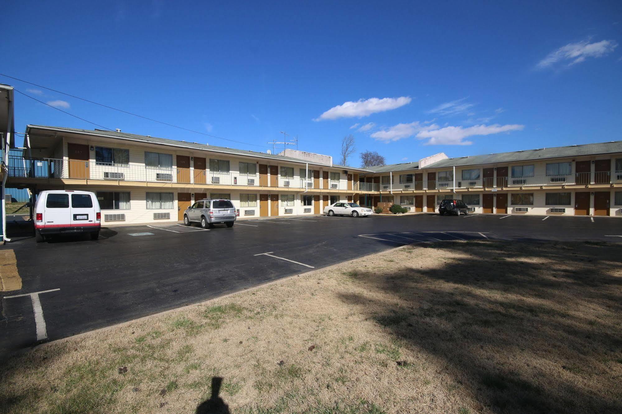 Royal Inn And Suites Charlotte Airport Kültér fotó