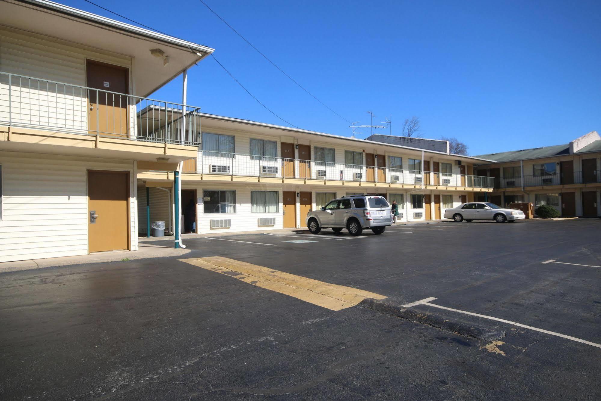 Royal Inn And Suites Charlotte Airport Kültér fotó